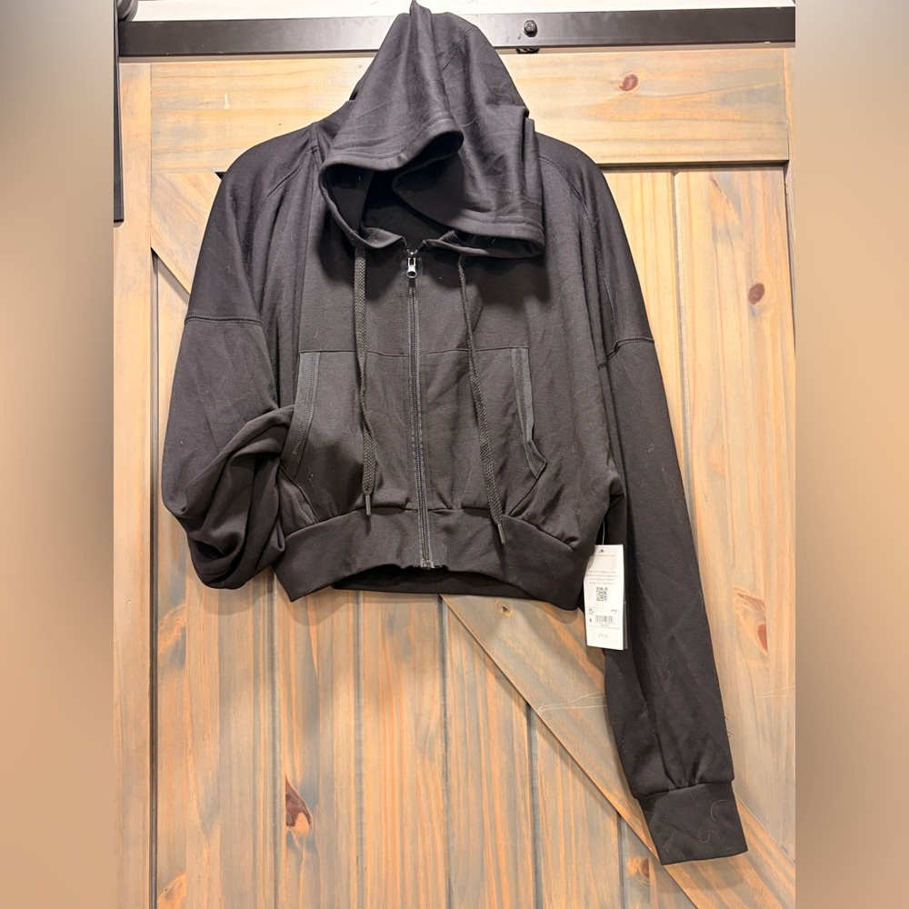 Altar'd State Black Cropped Zip Hoodie Jacket size medium NWT
